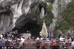 Le sanctuaire de la Grotte de Lourdes en direct à télécharger Le sanctuaire de la Grotte de Lourdes en direct